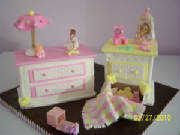 Babydressercake.jpg