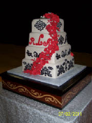 Damaskweddingcake.jpg