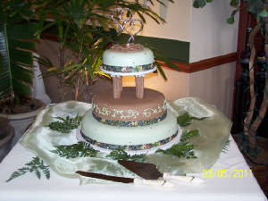 Mossyoakweddingcake.jpg