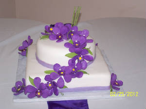 Orchidweddingcake.jpg