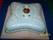 Pillowpicturecake.jpg
