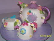 Teapotandcreamercake.jpg