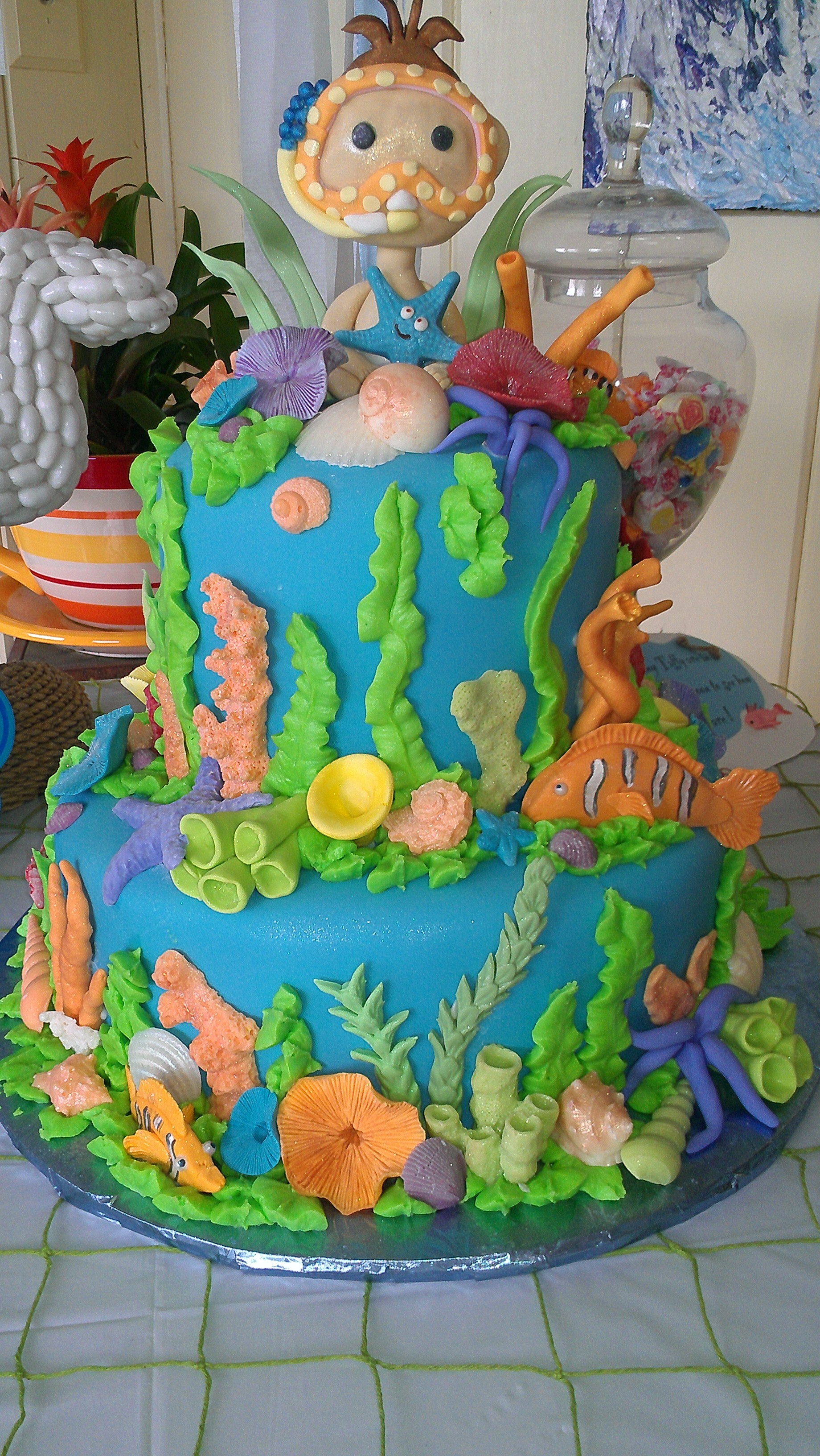 Snorkelingbabyshowercake.jpg